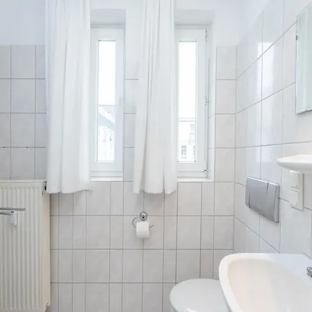 Gemuetliche Im Ostseebad Mit Balkon * Sellin (Rugen)